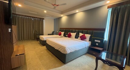 Hotel Jyoti International Room Type - Premium Double