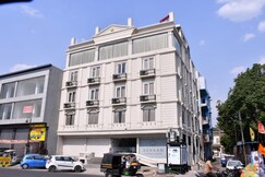 Hotel Suvaan