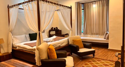 Deodar Bungalow & Cottage by Trikone Room Type - Room 4: Heritage Room with Bay Window