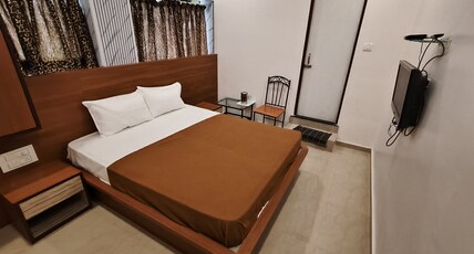 Hotel Girija Residency Room Type - Deluxe Non AC Room