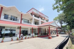 Mountain Quail Tourist Resort