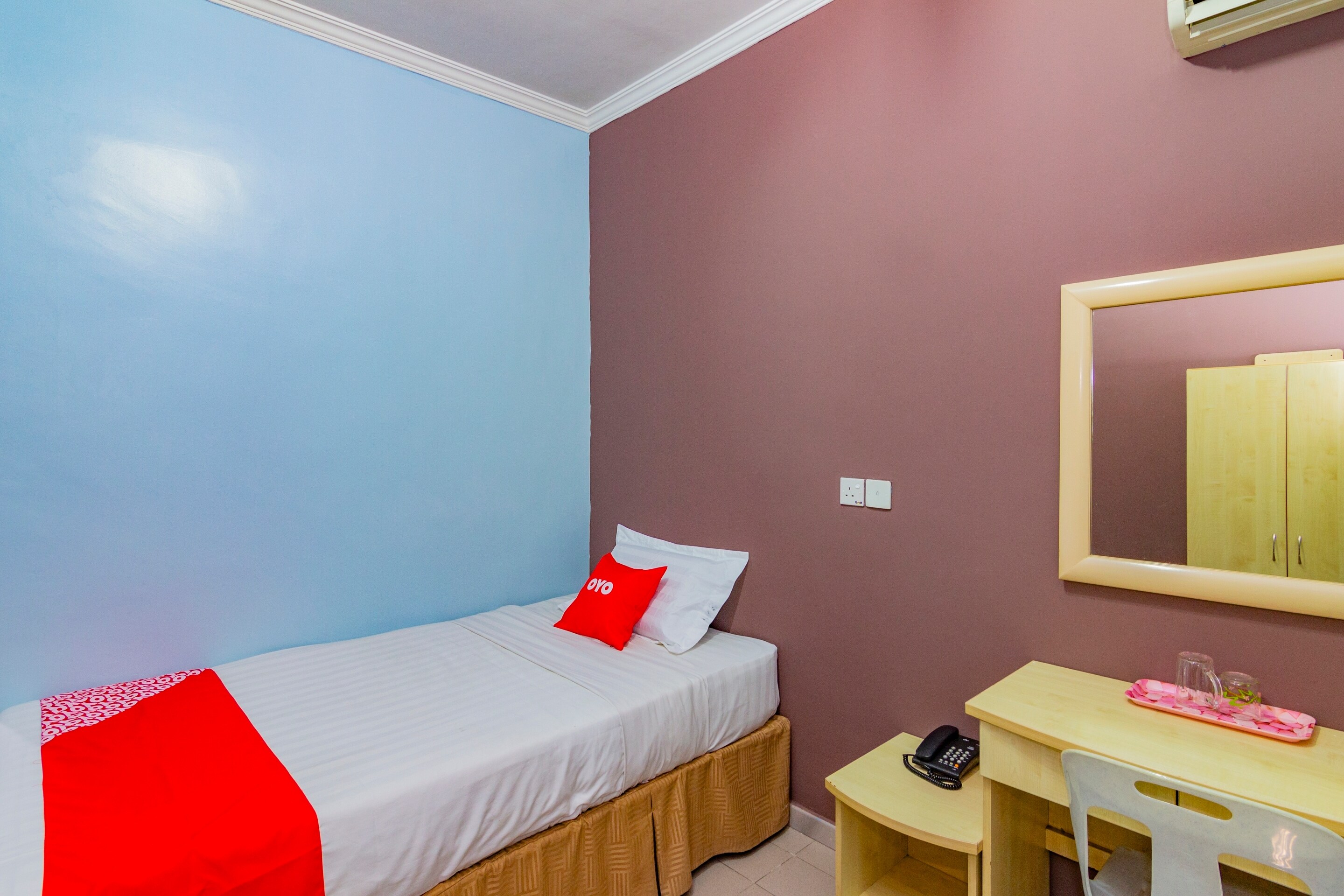 Hotel O New Sabah - Tap to explore photos