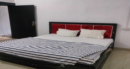 Aashirvad Guest House And Restaurants Room Type - Standard Non-AC Room