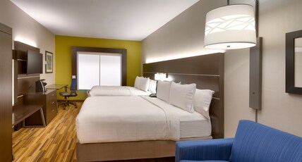 Holiday Inn Express El Paso I-10 East Room Type - 2 Queen Beds Suite Comm Access Tub