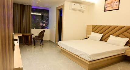 Hill View Room Type - Deluxe Room