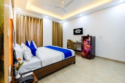 The Empire Hotel Near Dlf Golf course Road I Gurgaon I Sector -56