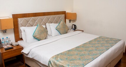 Hotel Meadows  Room Type - Deluxe Room