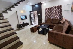 Staeg Villa in the Centre of the City 2BHK