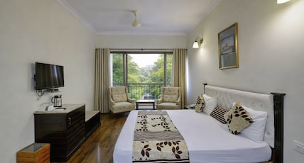 Akashdeep 22 Hotel & Motel pvt ltd Room Type - Super Deluxe Room Akashdeep 22 Hotel & Motel pvt ltd Room Type - Super Deluxe Room