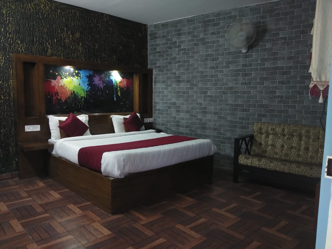 7 STM Cottages - Tap to explore photos