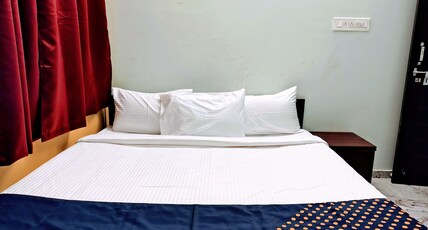 Naadi Grand Inn Room Type - 2 Bed room with 2 Bathrooms