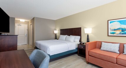 Hampton Inn Orlando-Airport Room Type - KING STUDY-NON SMOKING