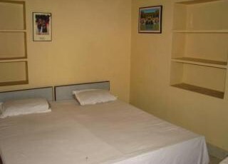 Hotel Laxmi Niwas Room Type - Deluxe Non Ac.