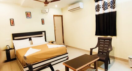 Sri Rathna Temple view INN Room Type - Deluxe