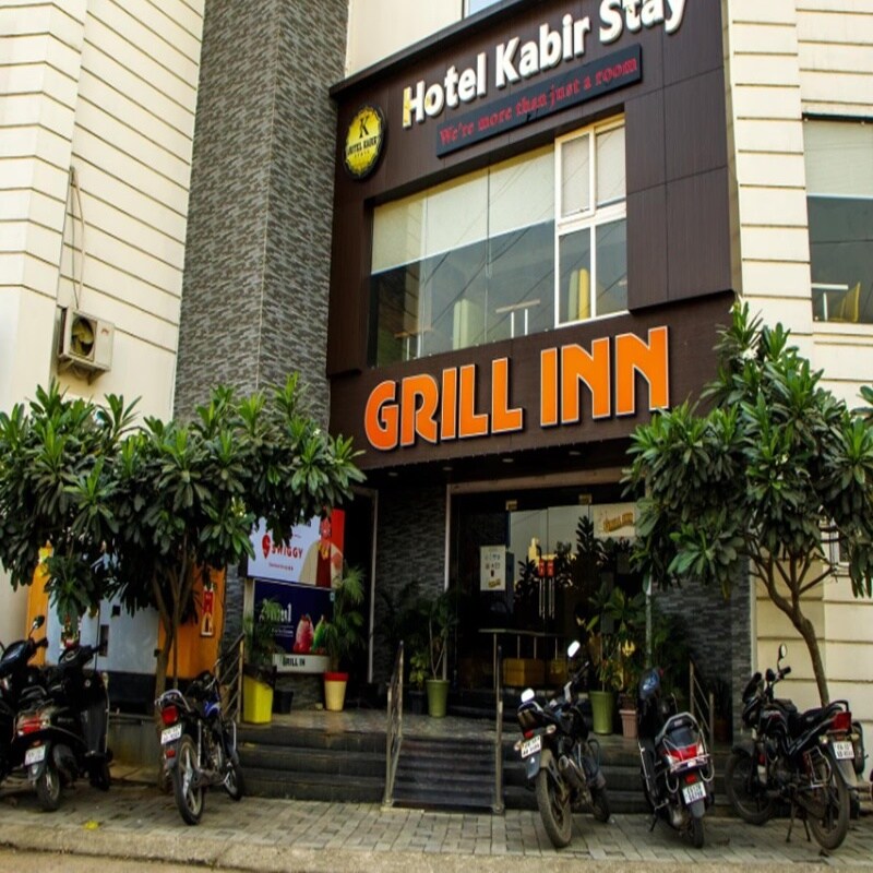 Hotel Kabir Stay - Tap to explore photos