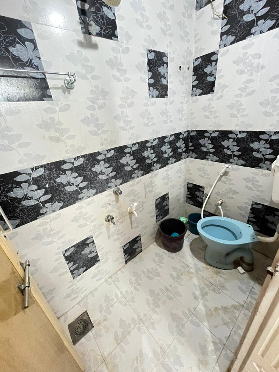 Tanvi home stay - Tap to explore photos