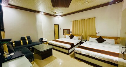 HOTEL LOLO PALACE Room Type - Luxury