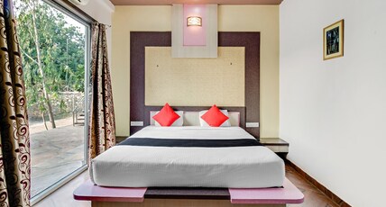 Avexia Elite Resort & Spa Udaipur Room Type - Executive Suite with Indoor Plunge Pool