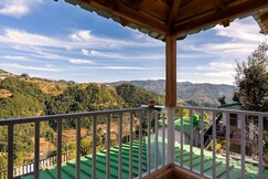 Pet-Friendly 2BHK w mountain view | Dream Cottage (3) by Roam Home