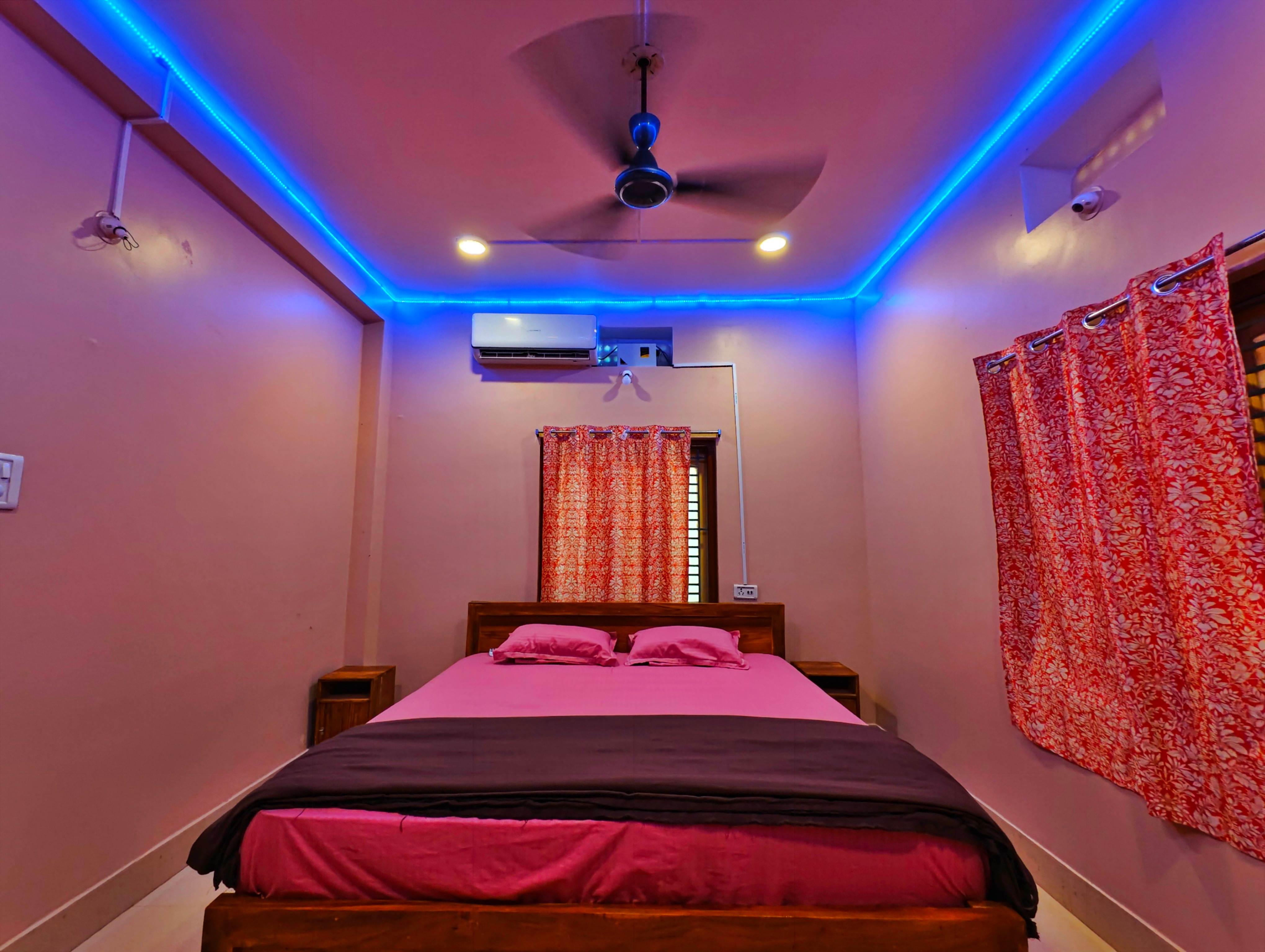 AC 3BHK Homestay + kitchen, near Jagannath Temple - Tap to explore photos