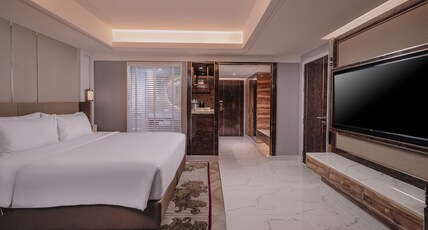 Aira Bangkok Sukhumvit 11 by Kingston Hotels Room Type - Premier Corner Room Aira Bangkok Sukhumvit 11 by Kingston Hotels Room Type - Premier Corner Room