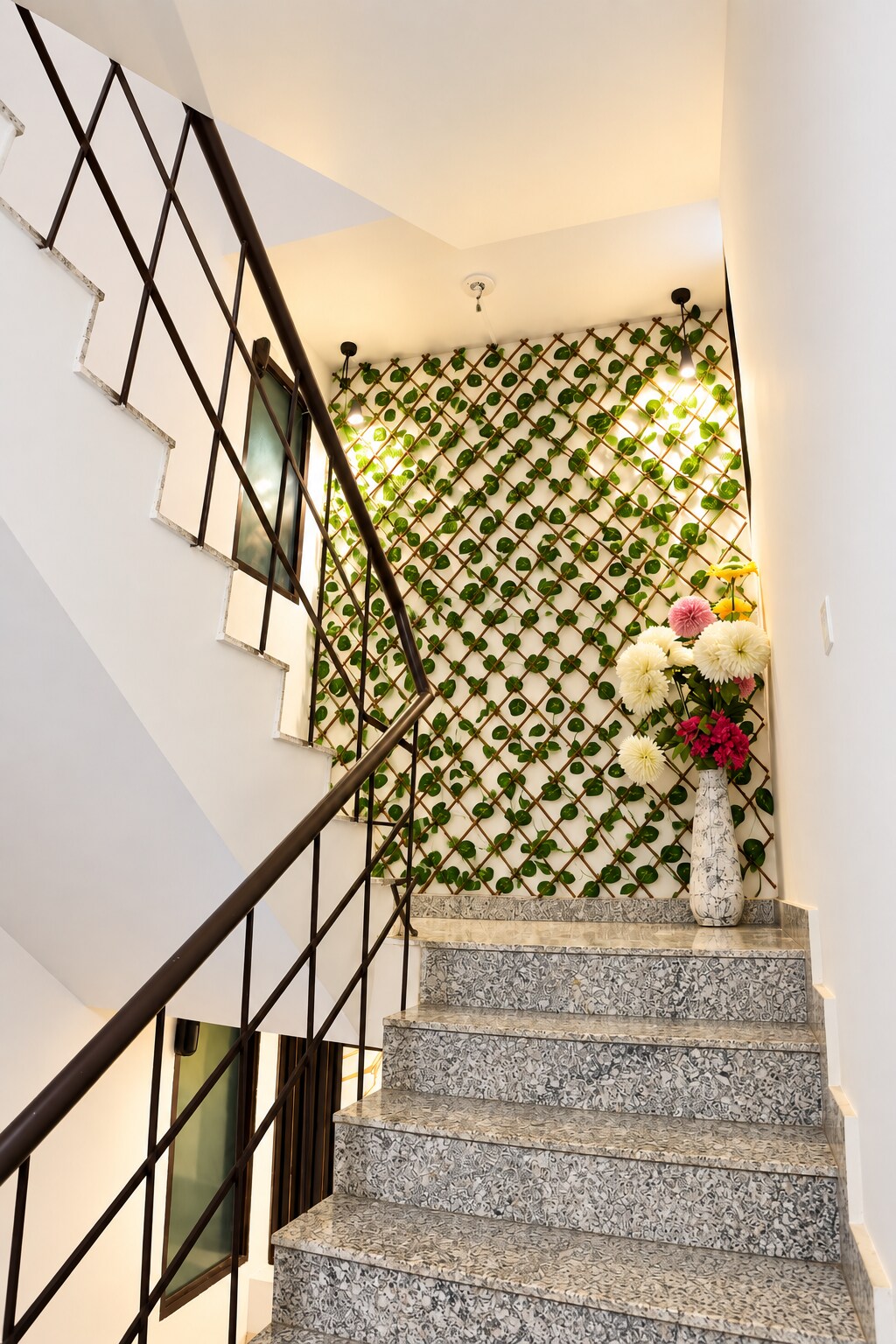 Thehrav Apartments at Mahavir Enclave - Tap to explore photos