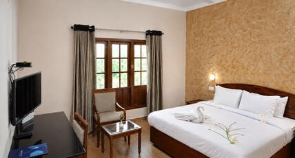 Quality Airport Hotel Room Type - Deluxe Room for 24 hrs