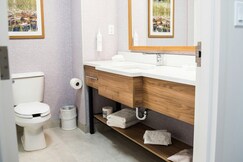 Hampton Inn & Suites by Hilton Laval