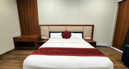 Magpie Inn Room Type - AC executive suite