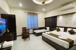 Hotel Pushkar Town