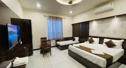 Hotel Pushkar Town Room Type - Family Room with City View