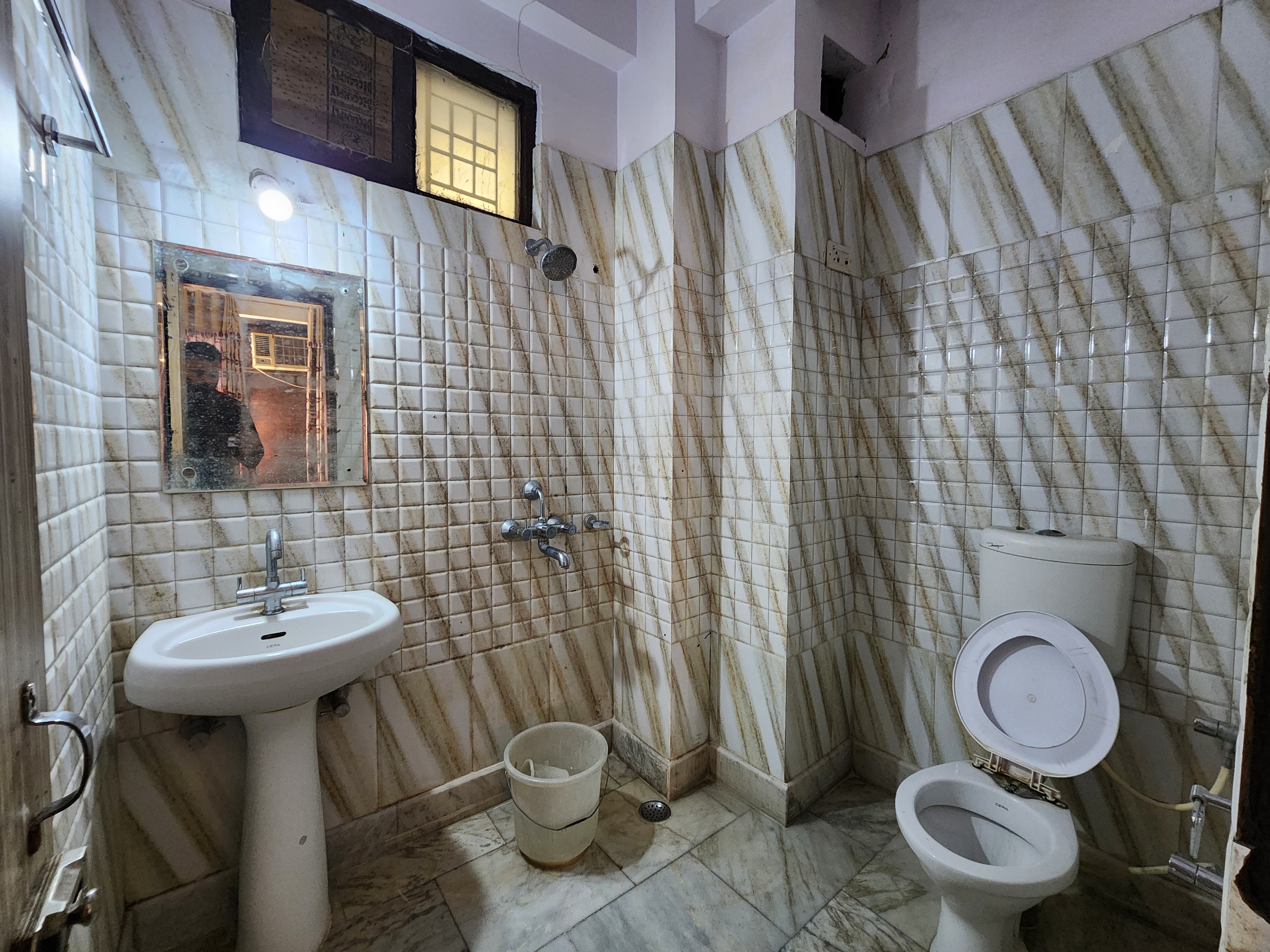 Hotel Shakuntala - Tap to explore photos