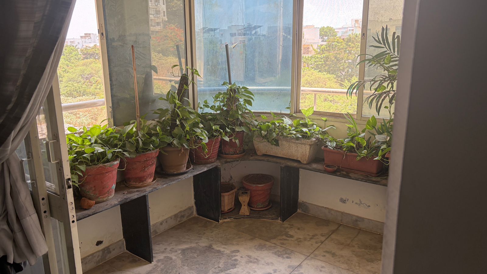 BloomStay-Banjara Hills-Hyderabad - Tap to explore photos