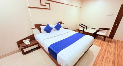 Praveen International Hotel Room Type - Deluxe AC Room