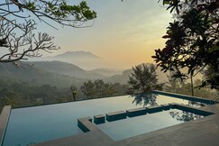 ENGLISH AND SCOTTISH BUNGALOW