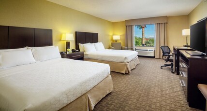 Holiday Inn Phoenix/Chandler Room Type - 2 Queen Beds Standard Holiday Inn Phoenix/Chandler Room Type - 2 Queen Beds Standard