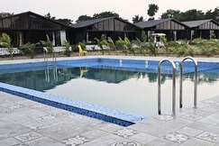 Shreephal luxurious Resort- Best resort in saputara