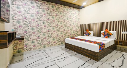 FabHotel The Crystal Palace - Rohini Room Type - Deluxe Room