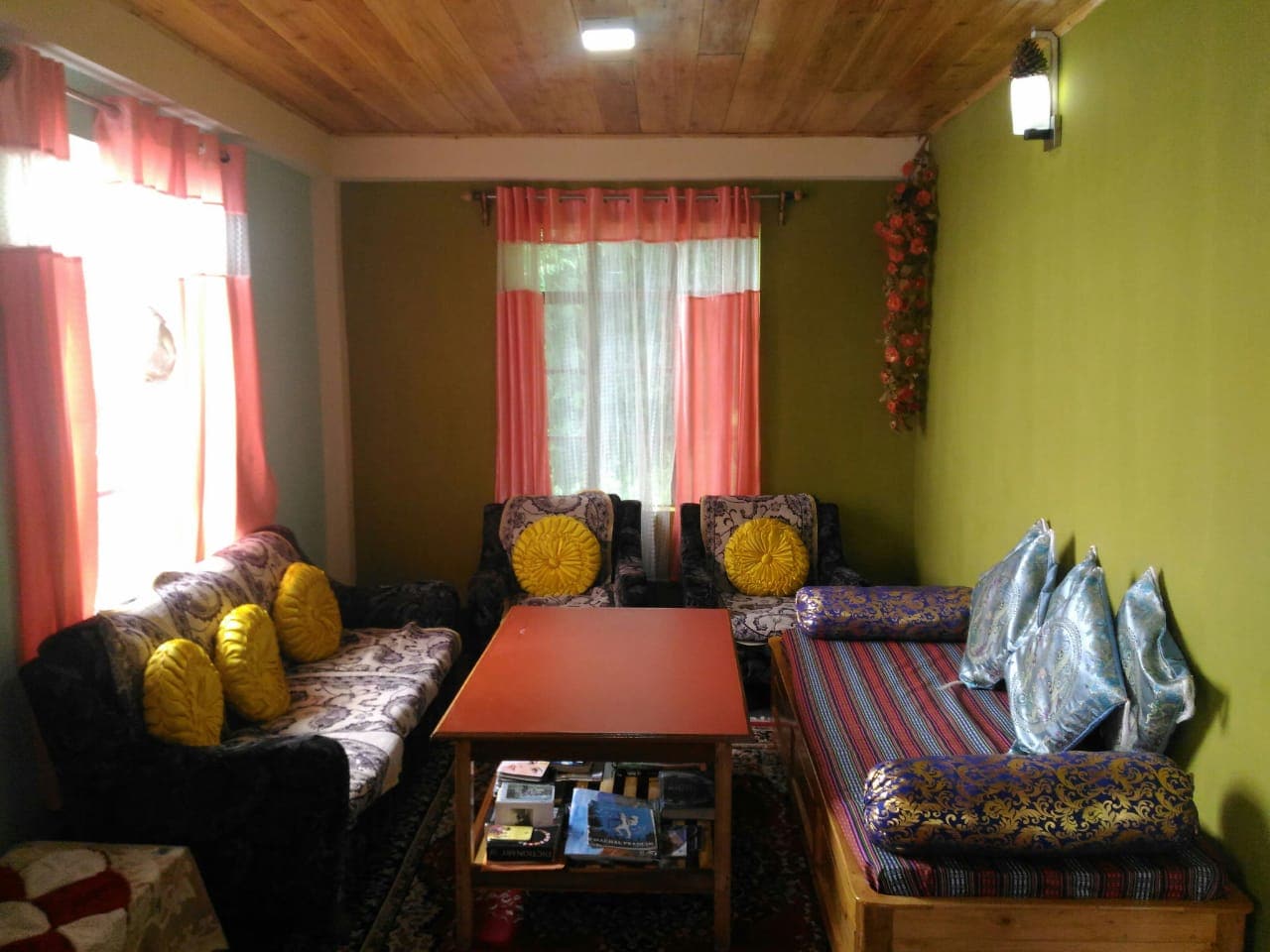 StayApart - Aswan Home Stay, Sangla - Tap to explore photos