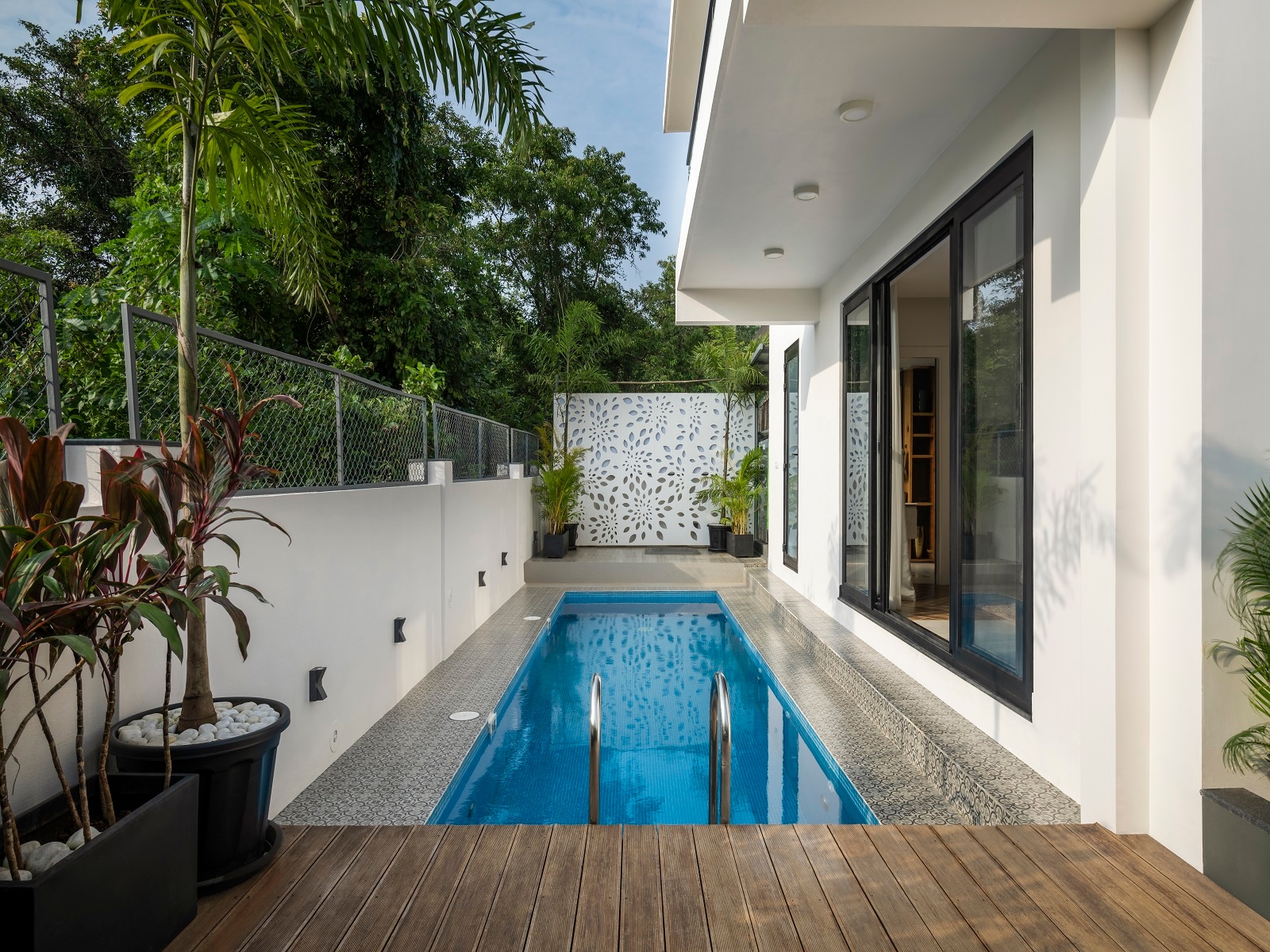 Fenicia Villas - Siolim | 3 BHK Pool Villa - Tap to explore photos
