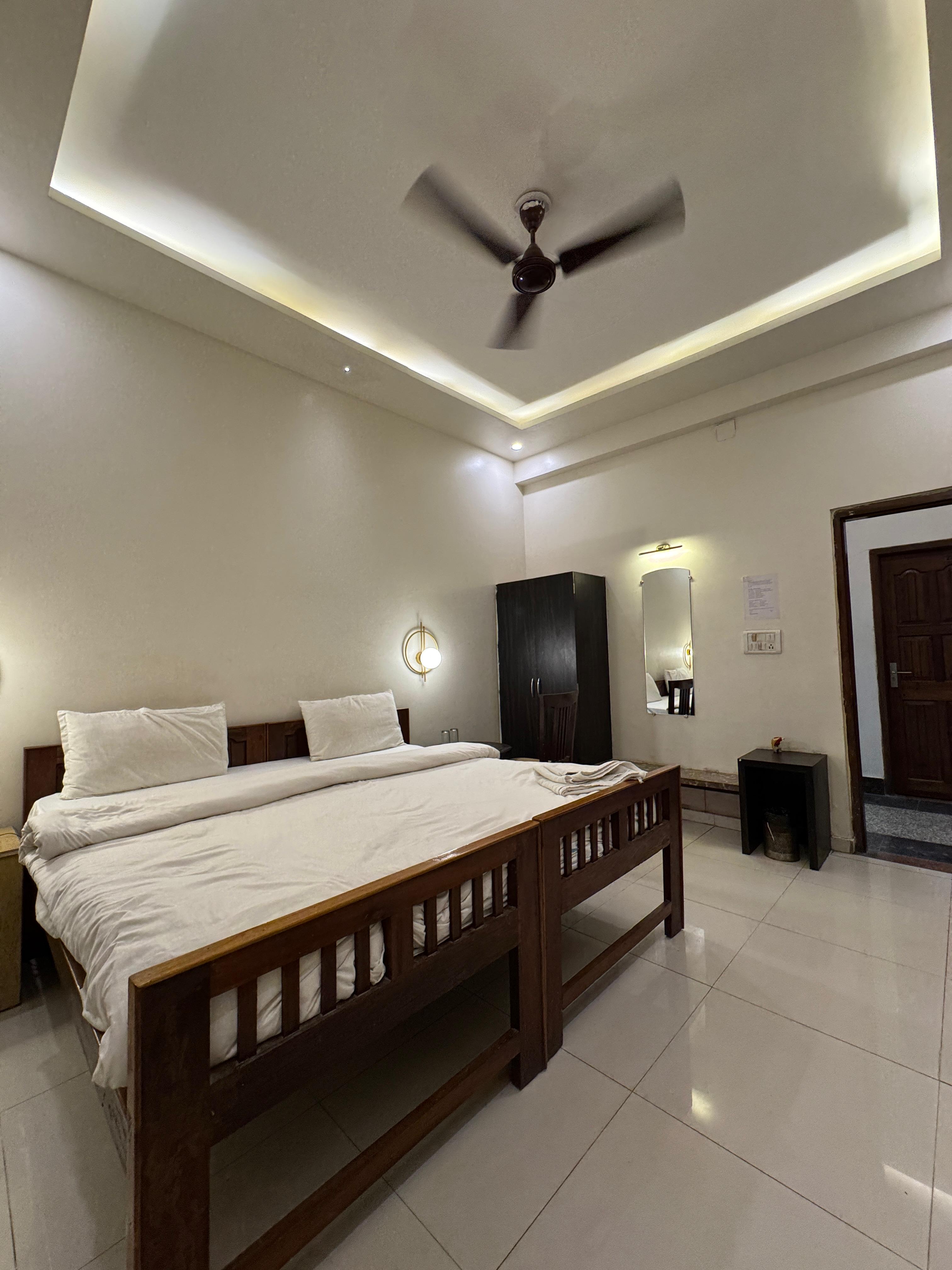 Sahani Guest House - Tap to explore photos