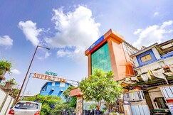 Via Super 7 Inn