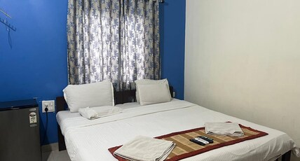 P S Guest House Room Type - Standard NON AC