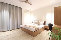 Hotel Ganga Palace