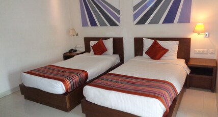 Orbit Hotel Room Type - Deluxe Twin Room