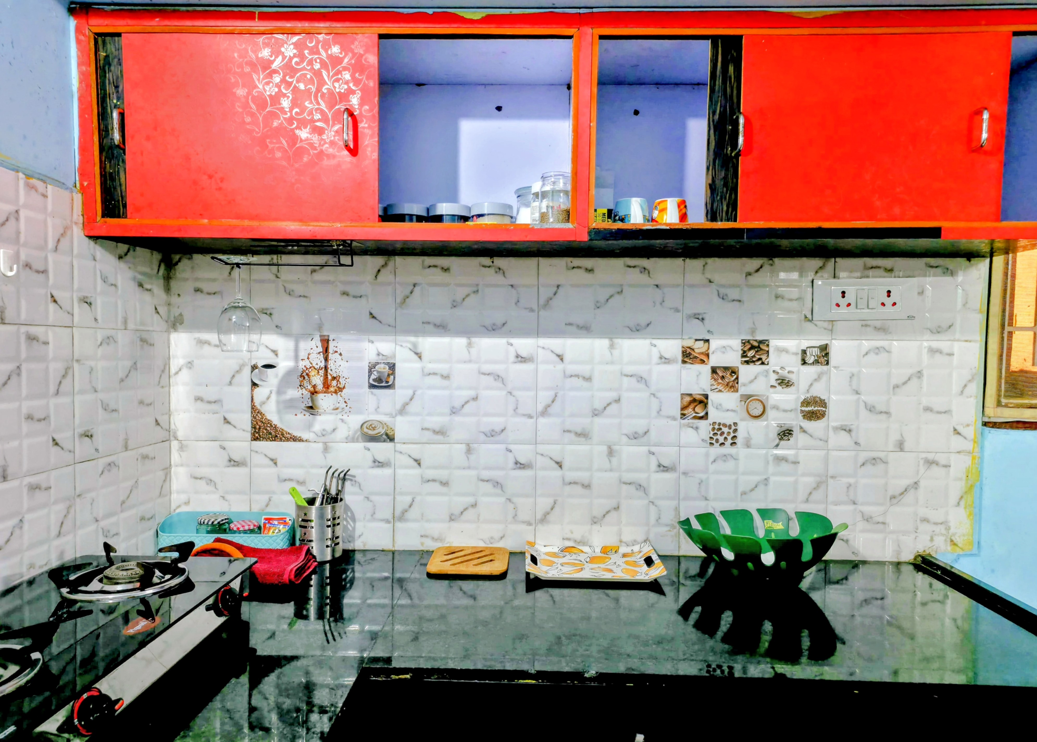 Park side nest 2BHK - Tap to explore photos