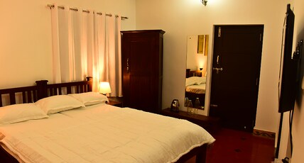 Nivaasana BnB Room Type - Vayu - Upstairs Room with Private Balcony