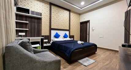 Hotel Shankar Room Type - EXECUTIVE ROOM (A.C.)