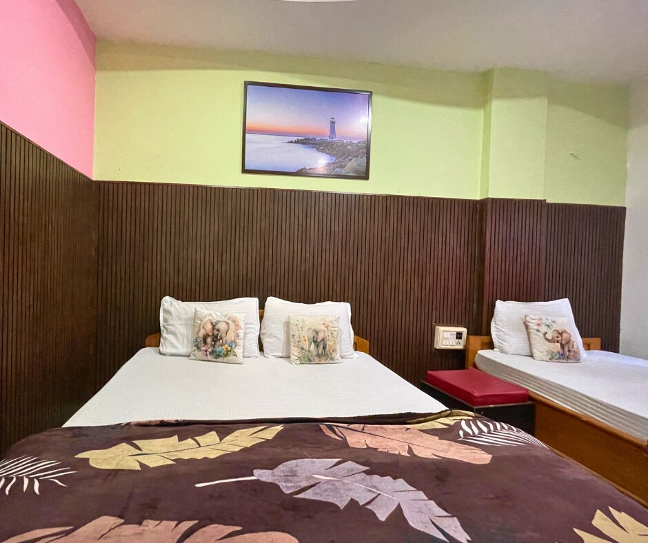 HOTEL SEEMA PLAZA - Tap to explore photos
