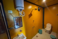 Shiva Hotel And Restaurant